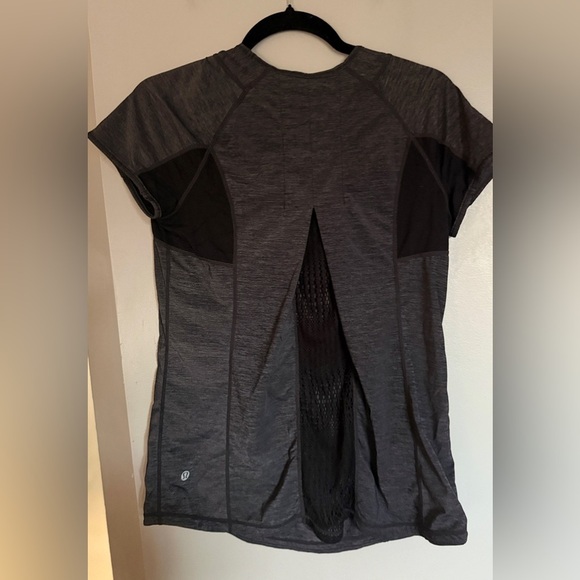 Lululemon Star Runner Short Sleeve Shirt - Picture 3 of 3